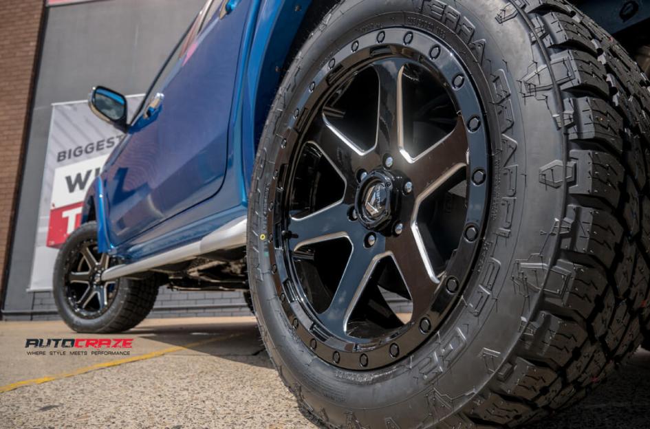 MITSUBISHI TRITON RIPPER GLOSS BLACK MILLED ACCENTS